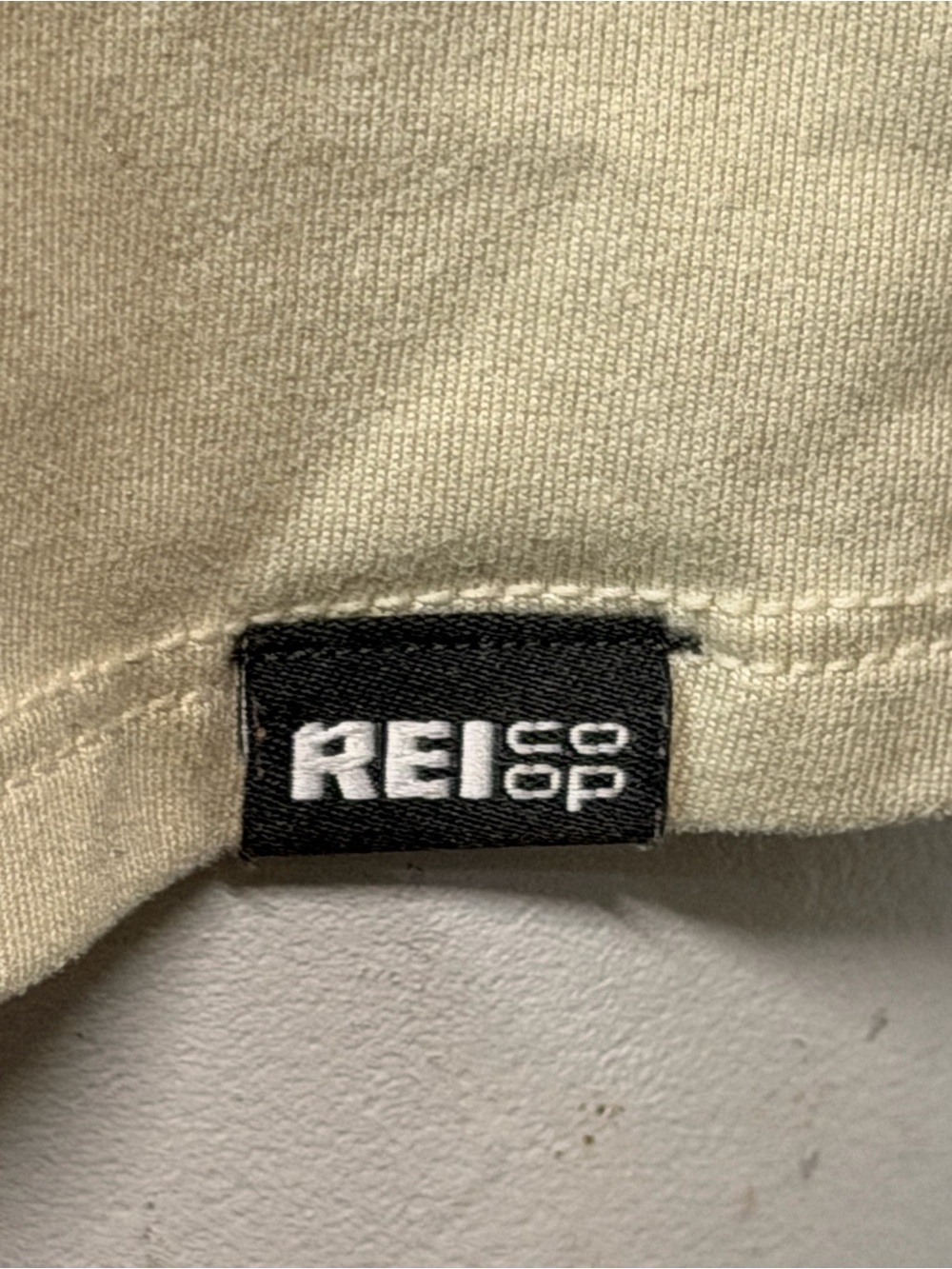 REI beige T-Shirt
